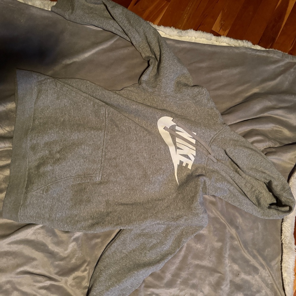 Nike Heather Gray Pullover Hoodie